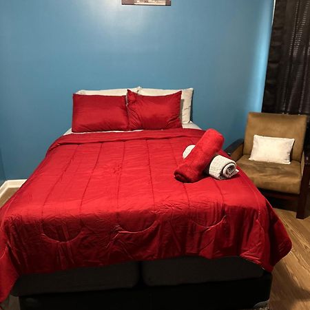 Fidelia Garnet Room, Queen Bed Minutes From Newark Liberty International Airport And Newark Penn Station エクステリア 写真