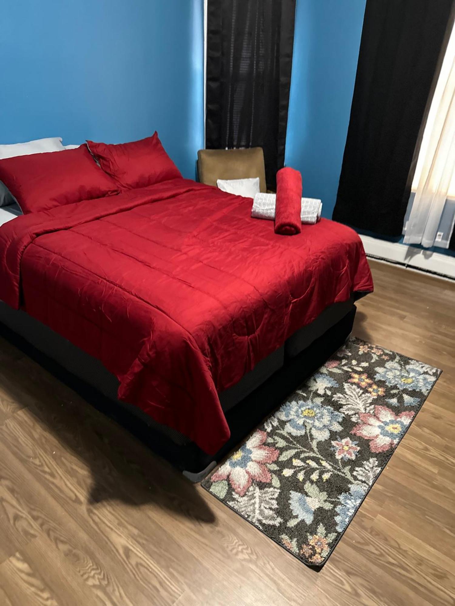 Fidelia Garnet Room, Queen Bed Minutes From Newark Liberty International Airport And Newark Penn Station エクステリア 写真